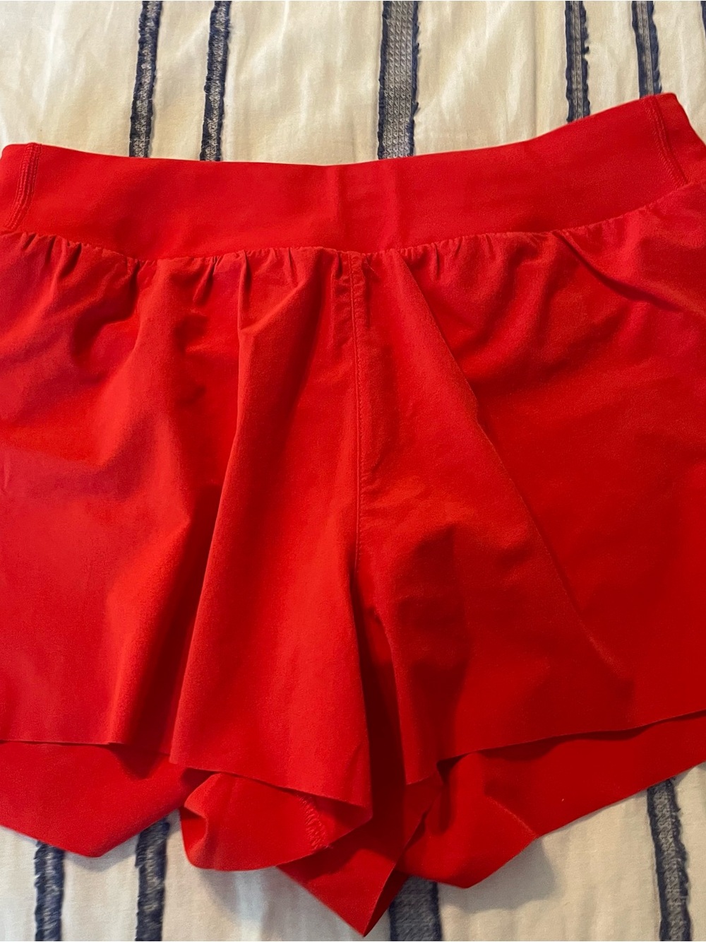 BUNDLE — Athleta Fast Route Mid Rise Running Shorts XS Black and Cardinal Red - Picture 8 of 9